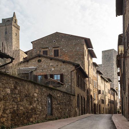 Appartamento Le Palme Con Terrazze In Centro San Gimignano Eksteriør bilde